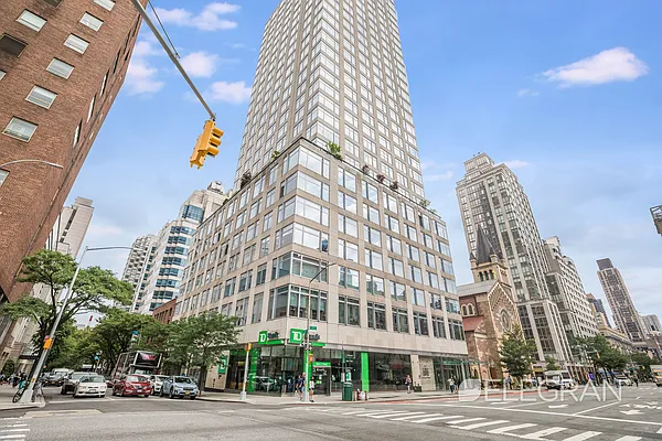 Sold by (Legacy) Elegran | media 9