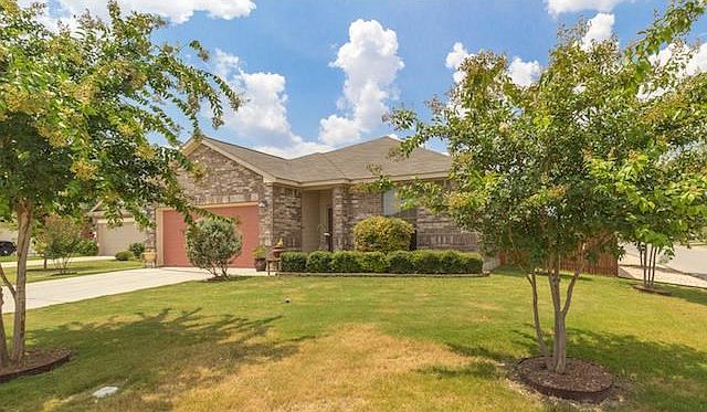 Corner lot on a cul de sac