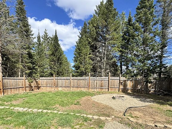2nd image of 1101 Timbers Dr