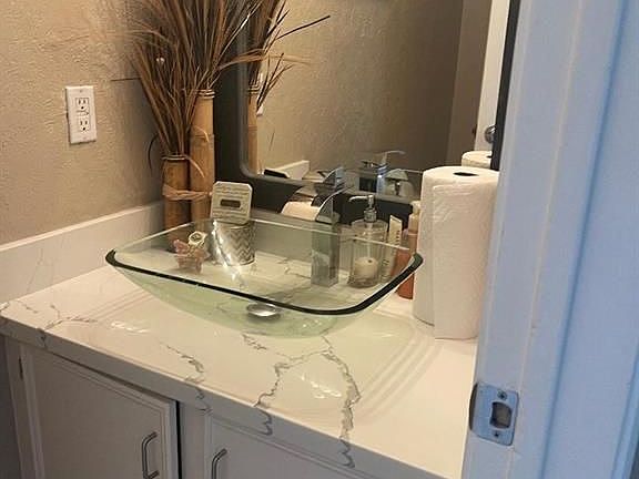 3rd image of 11710 Southlake Dr Unit 1