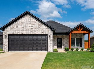 6 Clover Leaf Ln, Greenbrier, AR 72058