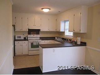 4th image of 4001-3 Cobblestone Dr