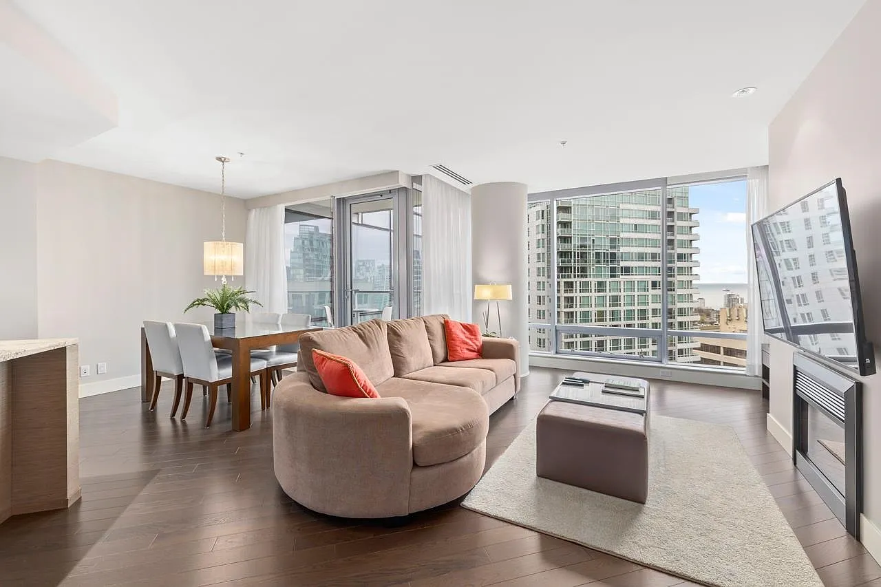 2 bed, 1554 sqft, $9,800 — Photo 4