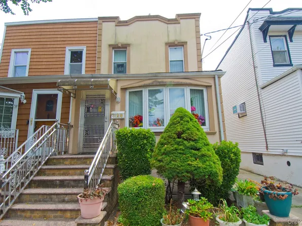 71-28 66th Drive, Middle Village, NY 11379