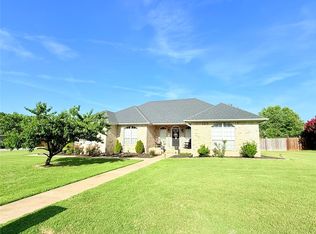 23 Angelfish Ave, Russellville, AR 72802