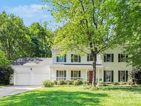 7218 Glen Brook Ln, Charlotte, NC 28269