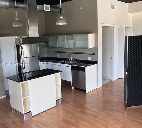 4th image of 10 SW South River Dr APT 704