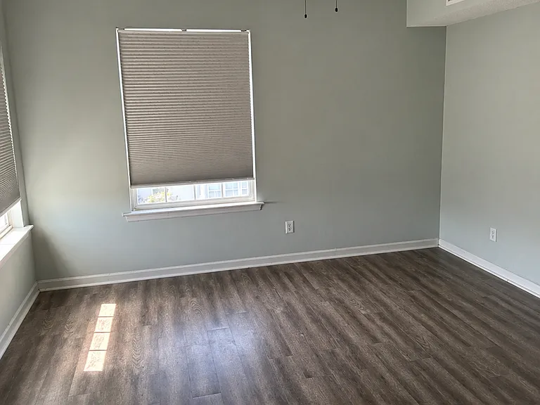 2262 Andover Dr #J — Photo 11