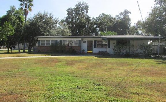 3rd image of 1390 N Floral Ave