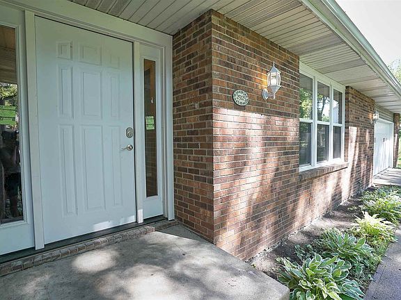 2nd image of 25125 Pin Oak Dr