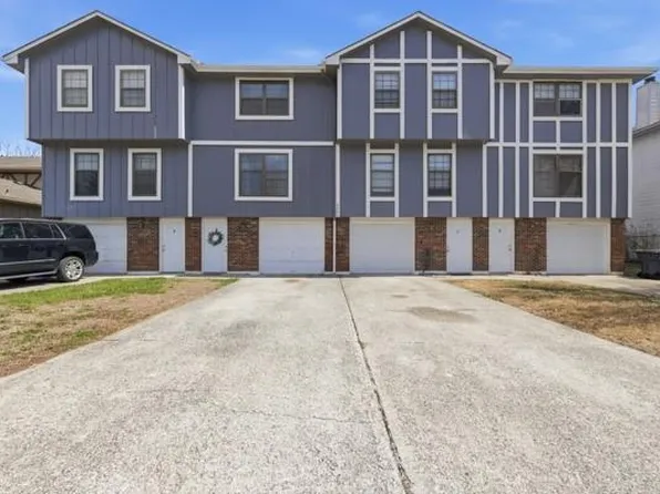 2000 SW 9th St, Blue Springs, MO 64015