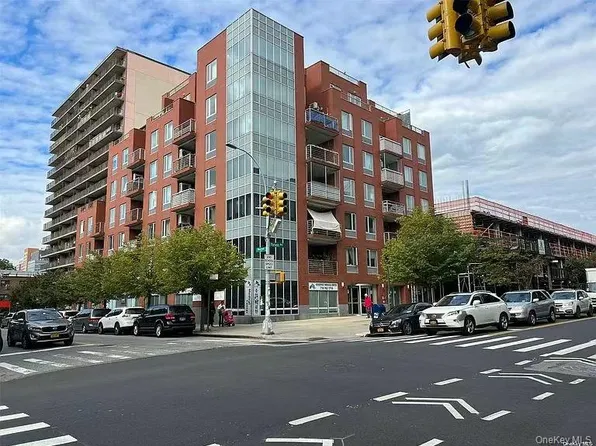 38-30 Parsons Boulevard #PHC, Flushing, NY 11354