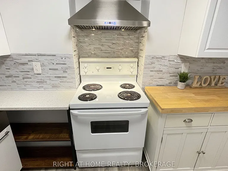 1163 Rosethorne Rd #LOWER — Photo 13