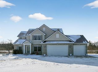 6702 Links Dr, Mount Pleasant, MI 48858