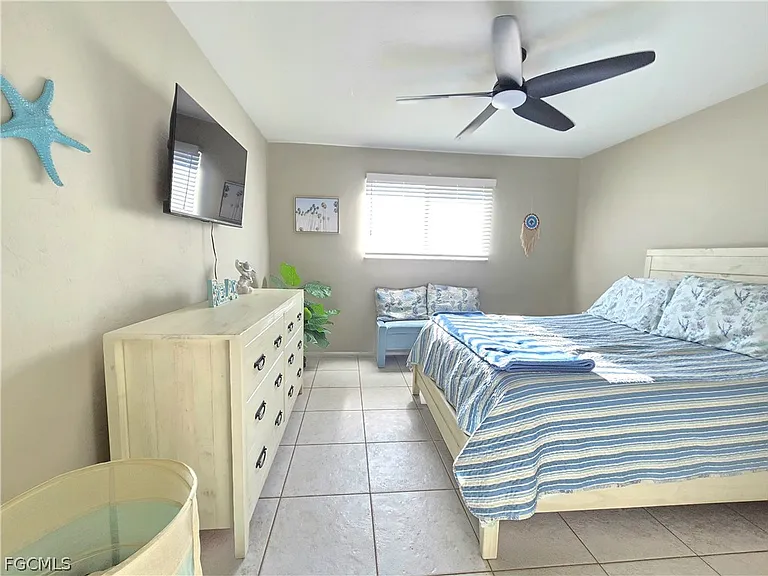 3303 Prince Edward Island Cir #4 — Photo 9