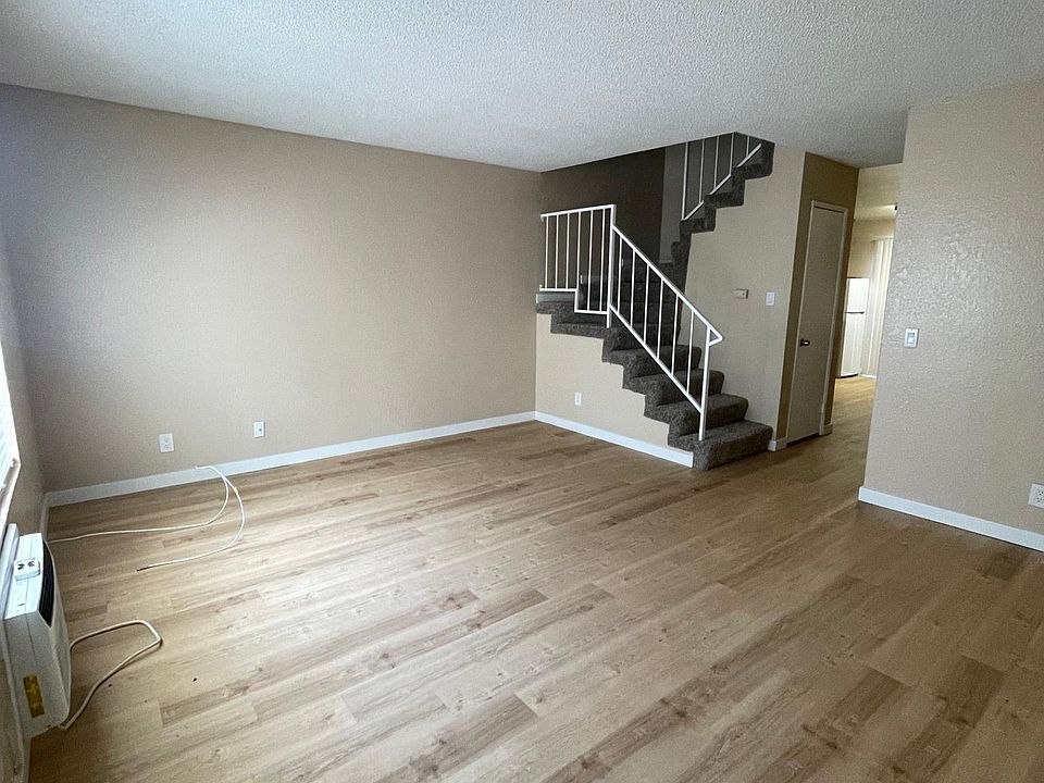 1st image of 811 Peach Ct APT O