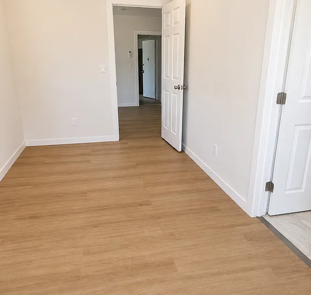 3950 S Hillcrest Dr — Photo 5