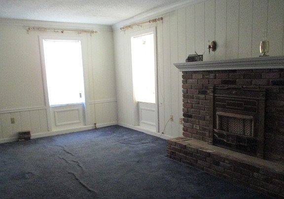 3rd image of 711 W 34th Ave