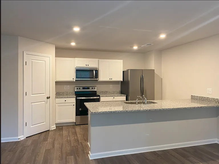 4087 Garrison Ln — Photo 5