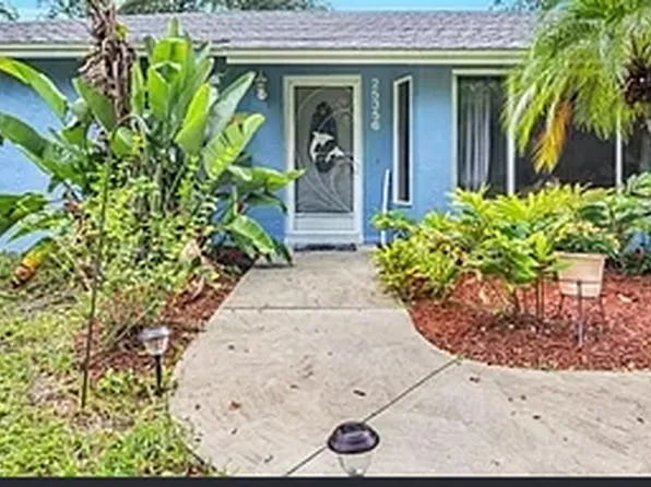 25356 Pinson Dr, Bonita Springs, FL 34135