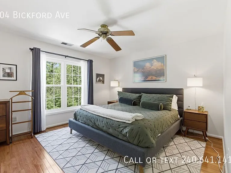 504 Bickford Ave — Photo 16