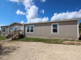 1536 Old Colony Line Rd, Dale, TX 78616