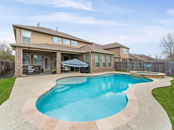 23486 Banks Mill Dr, New Caney, TX 77357