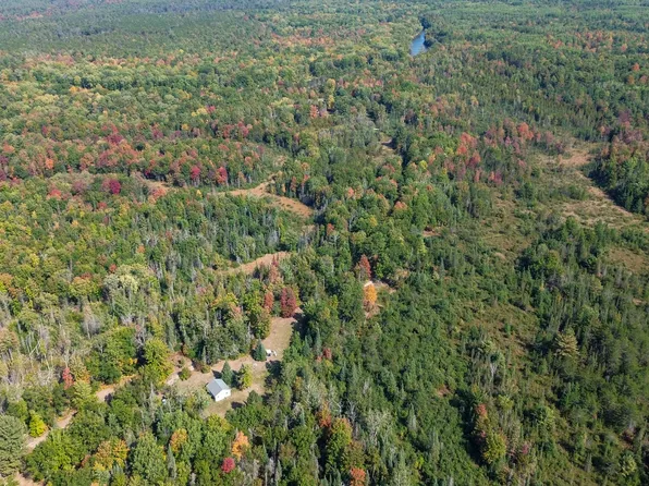 596 N River Rd, Harrison, MI 48625