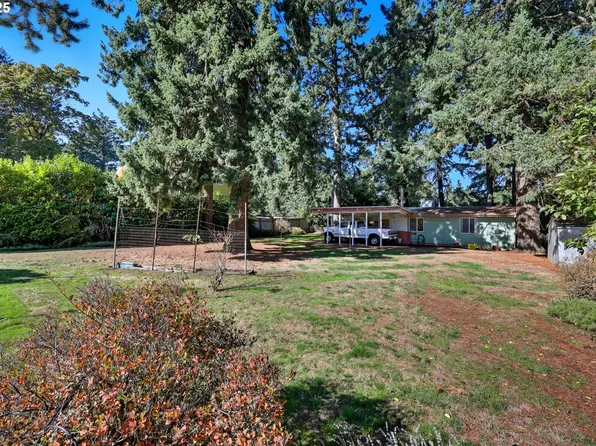 12825 SE Lincoln St, Portland, OR 97233