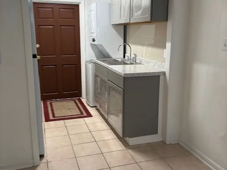 1406 Nylic St — Photo 6