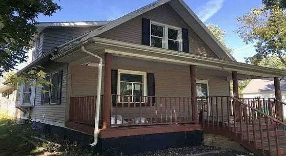 1st image of 211 Washington Ave N