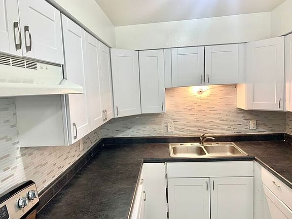 4th image of 2415 W Hazelwood St Unit 279