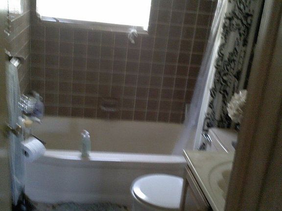 2nd image of 1827 Westgate Ave
