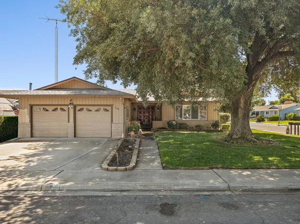 3100 Liquidamber Dr, Denair, CA 95316