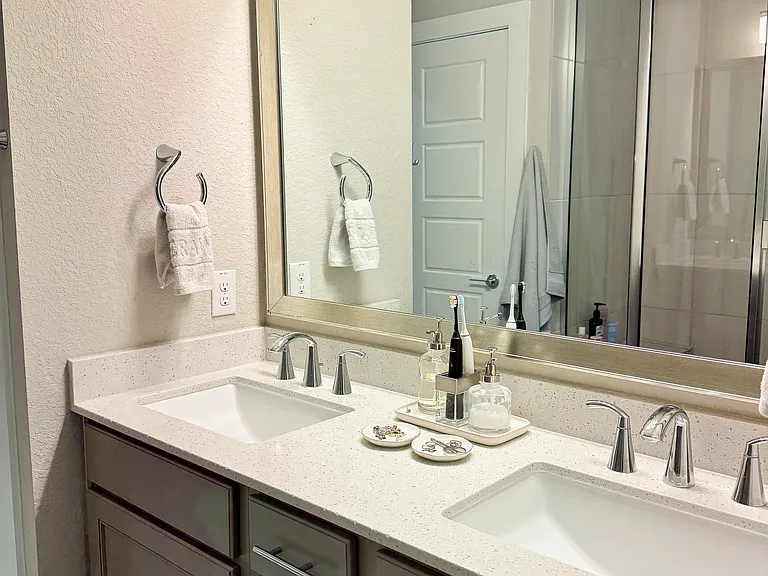1807 Roseburg Dr — Photo 21
