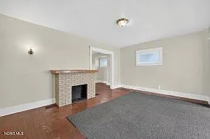 4 bed, 1.0 bath, 1529 sqft, $1,400 — Photo 2