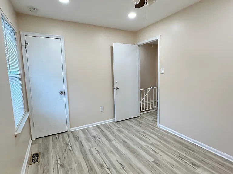 2 Churchill Cir — Photo 34