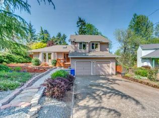 3229 SW Luradel St, Portland, OR 97219