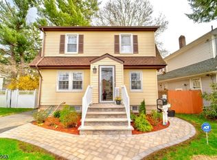 121 Grace St, Roselle, NJ 07203