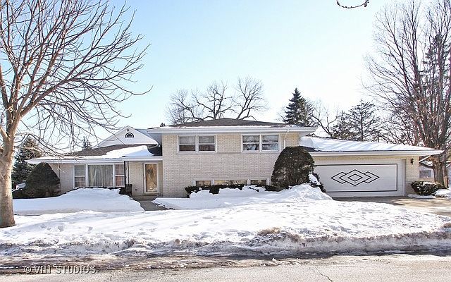 1st image of 5744 N Natoma Ave