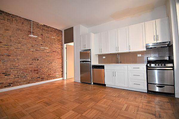 1st image of 580 Saint Nicholas Ave APT 4G