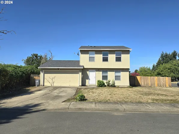 1015 Orchard Ln, Woodburn, OR 97071