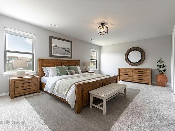 3rd image of 406 Driftwood St