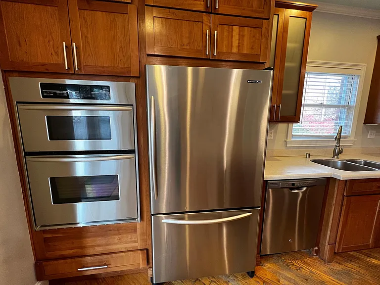 1100 Stowbridge Ln — Photo 14