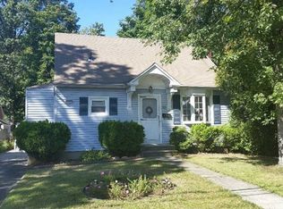 10 Ranger Rd, Dumont, NJ 07628