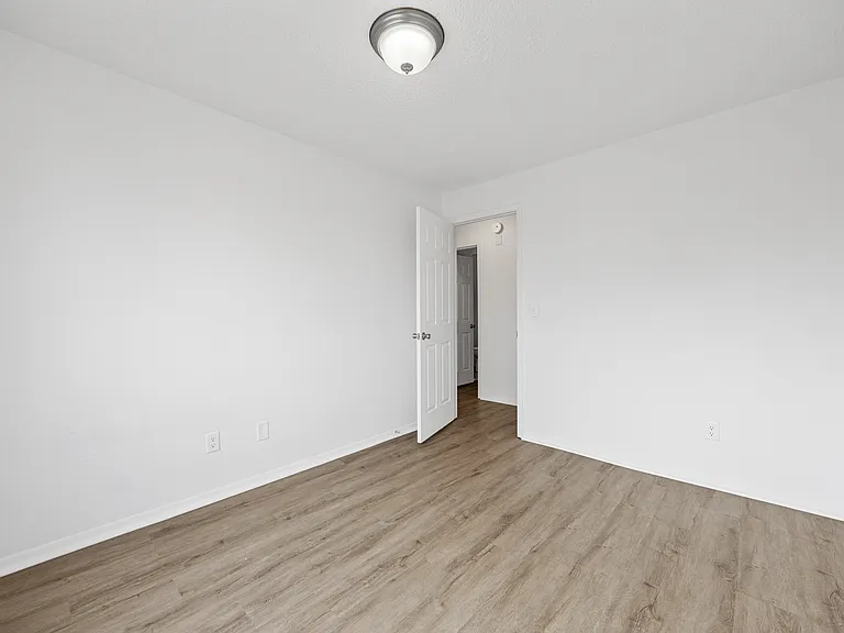 Grand Vision Apartments at Kirkwood — Photo 23