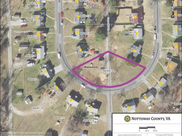 Pickett Ct #A & B, Blackstone, VA 23824