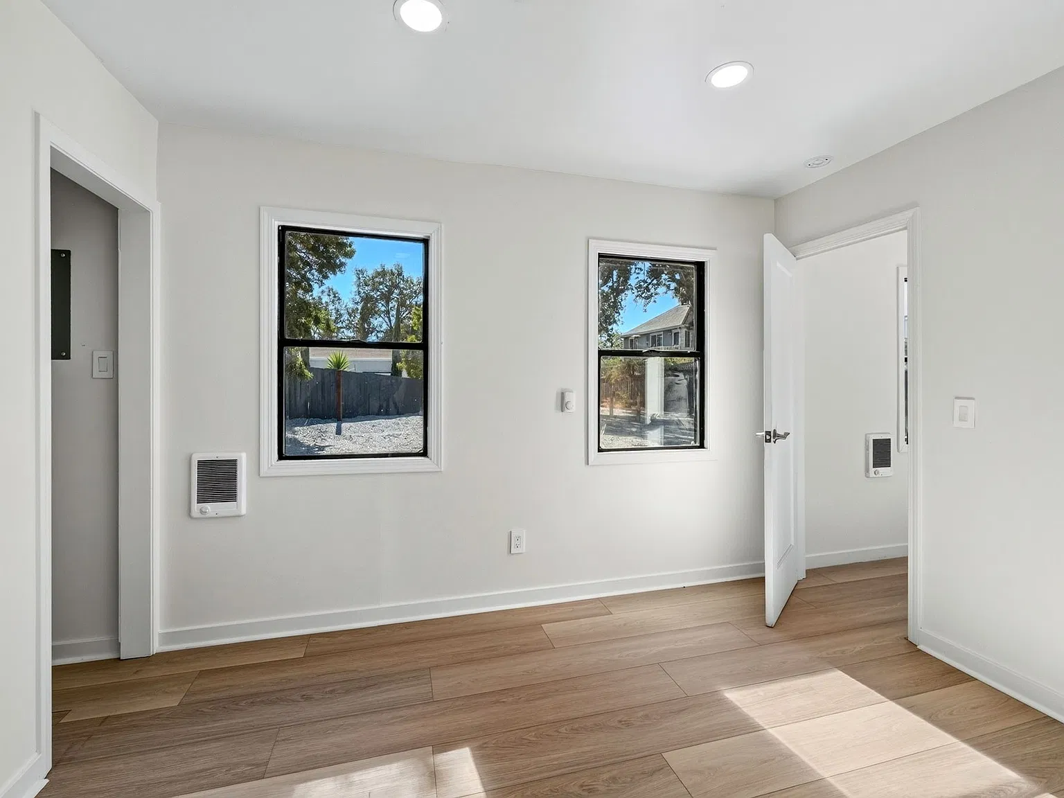 2 bed, $2,200 — Photo 4