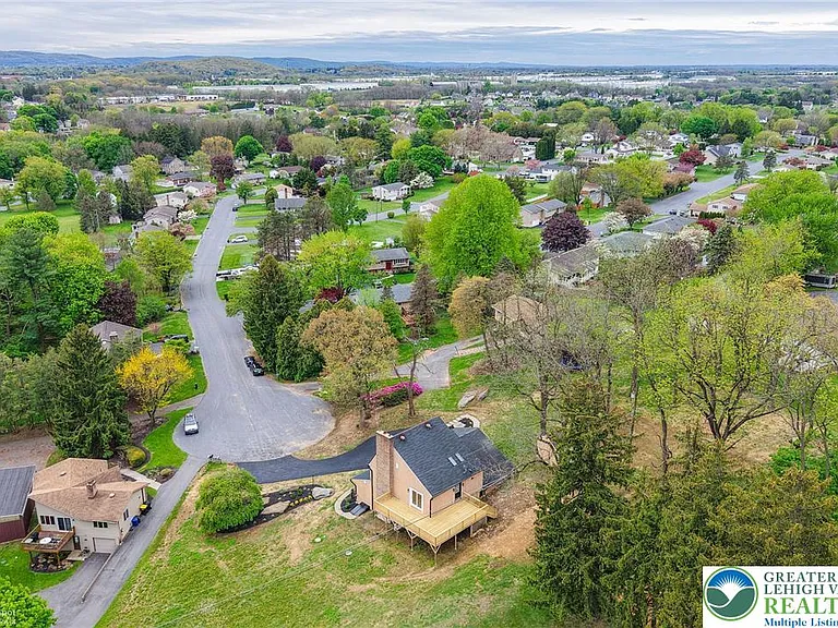 4410 Circle Dr — Photo 13