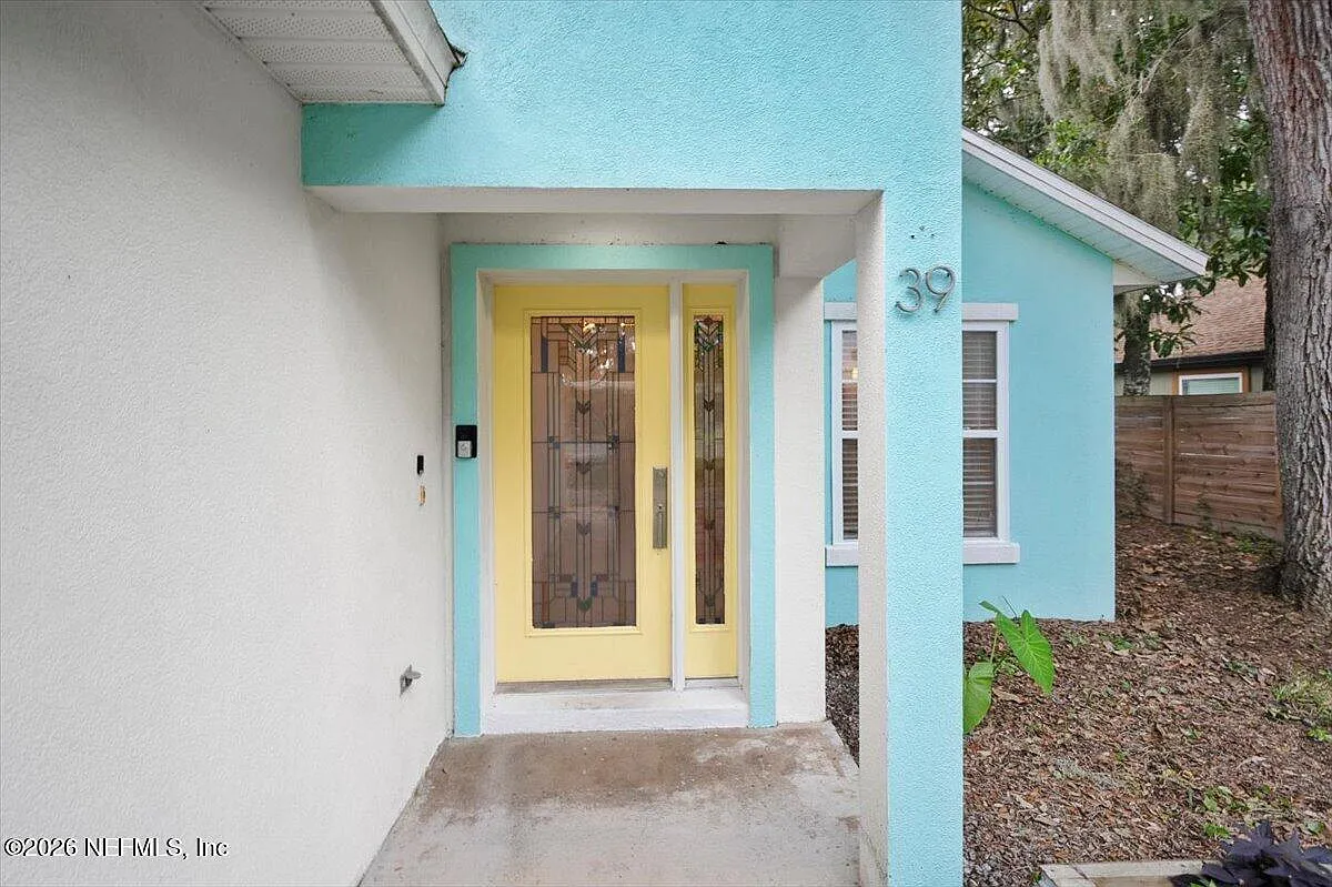 4 bed, 3.0 bath, 1752 sqft, $2,800 — Photo 3
